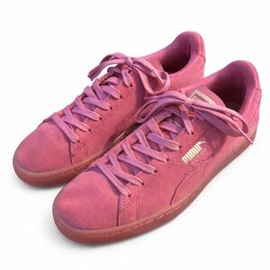 Puma Suede Classic Pink Sneakers | Women’s 9 | Gold Logo